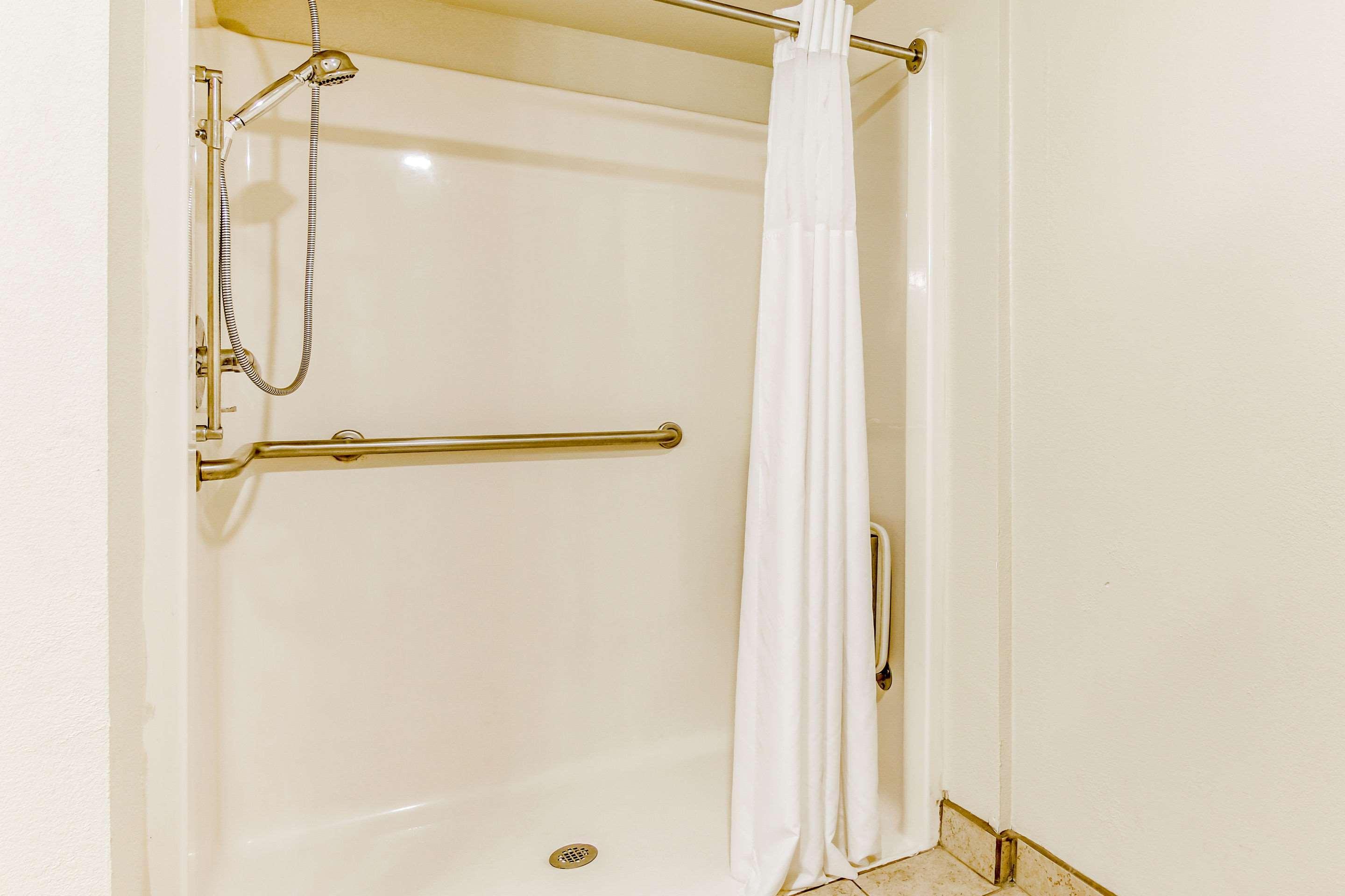 Quality Inn & Suites Atlanta Стоун Маунтин Екстериор снимка