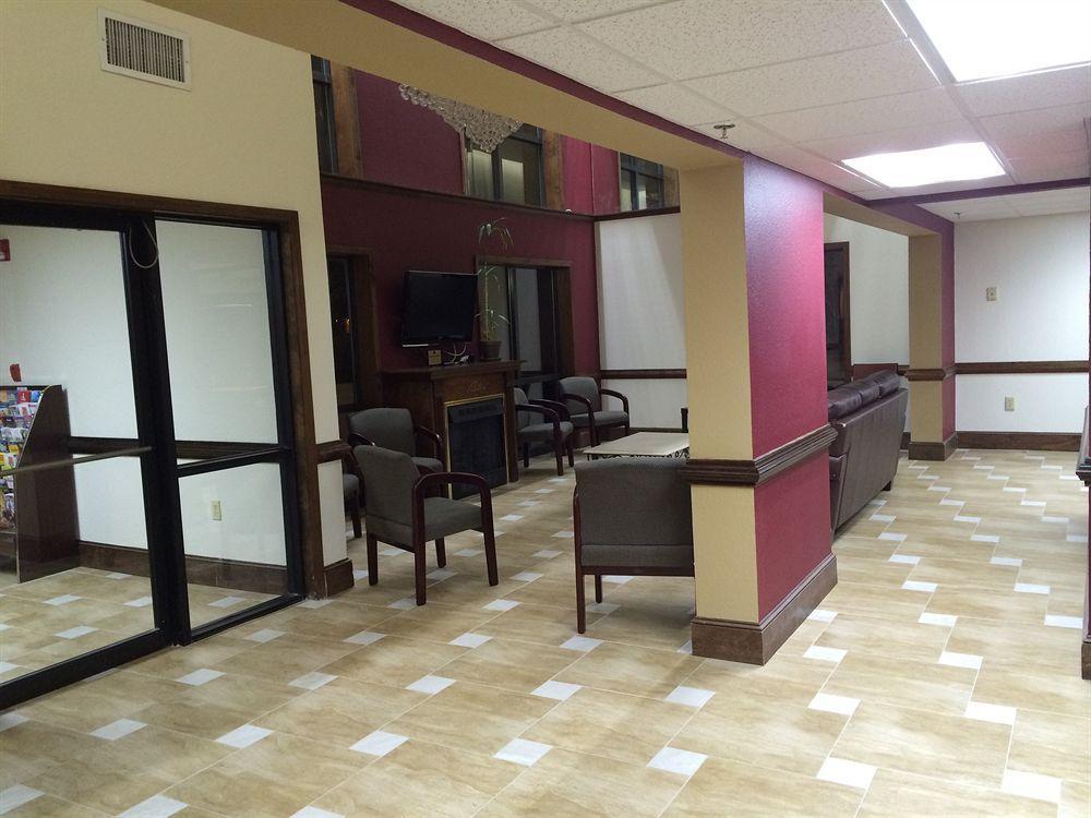 Quality Inn & Suites Atlanta Стоун Маунтин Екстериор снимка