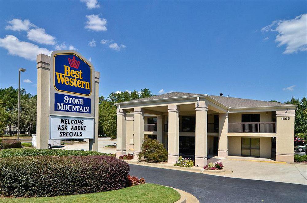 Quality Inn & Suites Atlanta Стоун Маунтин Екстериор снимка